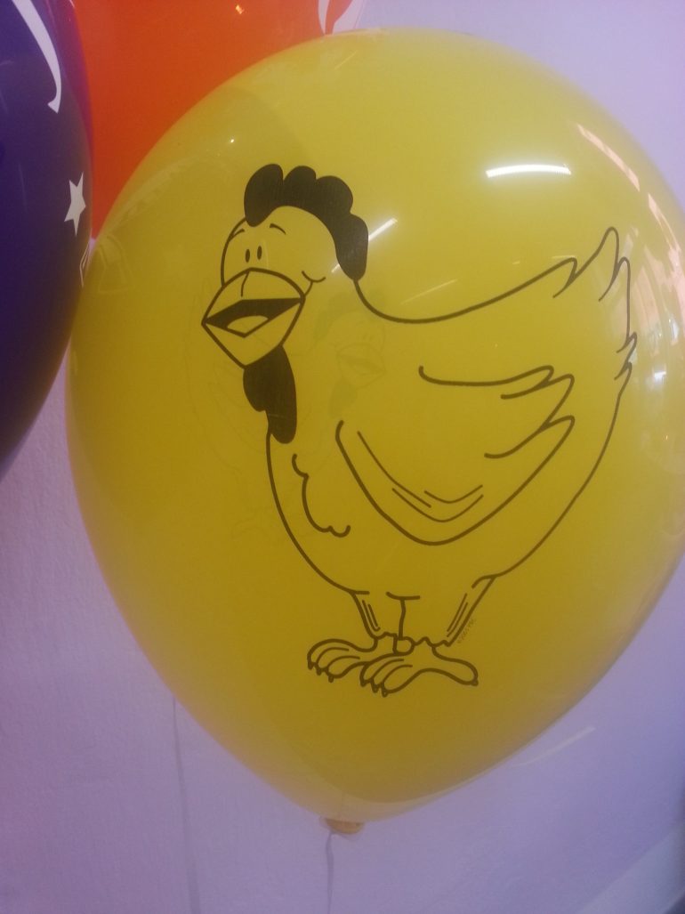 Latexballon gelb Henne