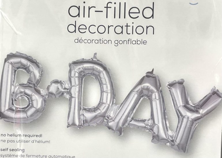 Schirftzug `B-DAY´; silber; Luftfüllung